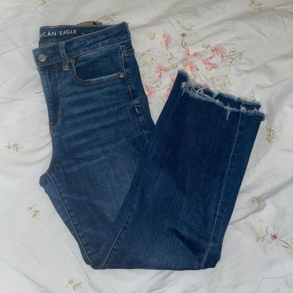 American Eagle High Rise Cropped Flare Jeans Size 6